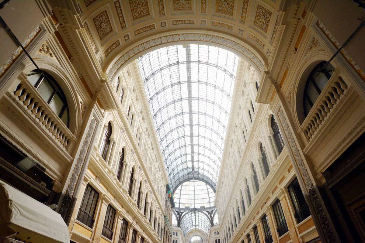 Image: Galleria Umberto I to see in Naples in 2 days.