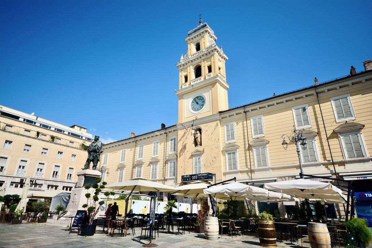 Image: Piazza Garibaldi to see in one day in Parma.